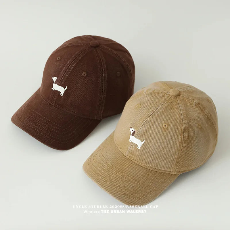 Gorra de béisbol con bordado de perro salchicha