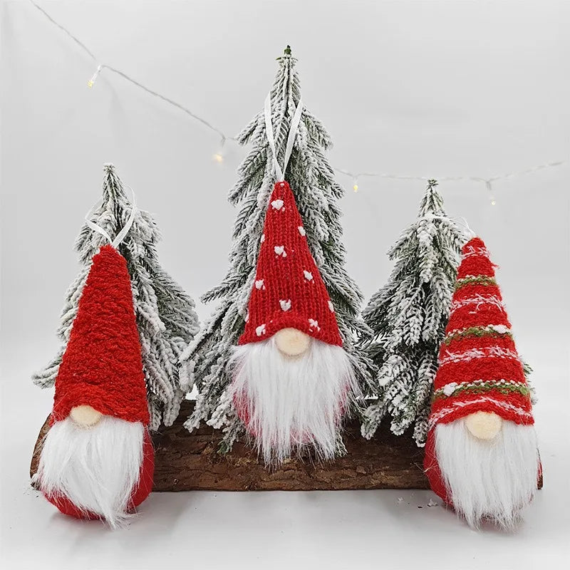 Colgantes de muñecos tejidos navideños – Set decorativo de 3 unidades